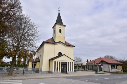 Cerkev sv. Štefana Dokležovje