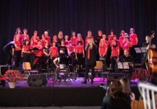 Koncert ŽPZ KOMBINAT in večer domoljubne poezije